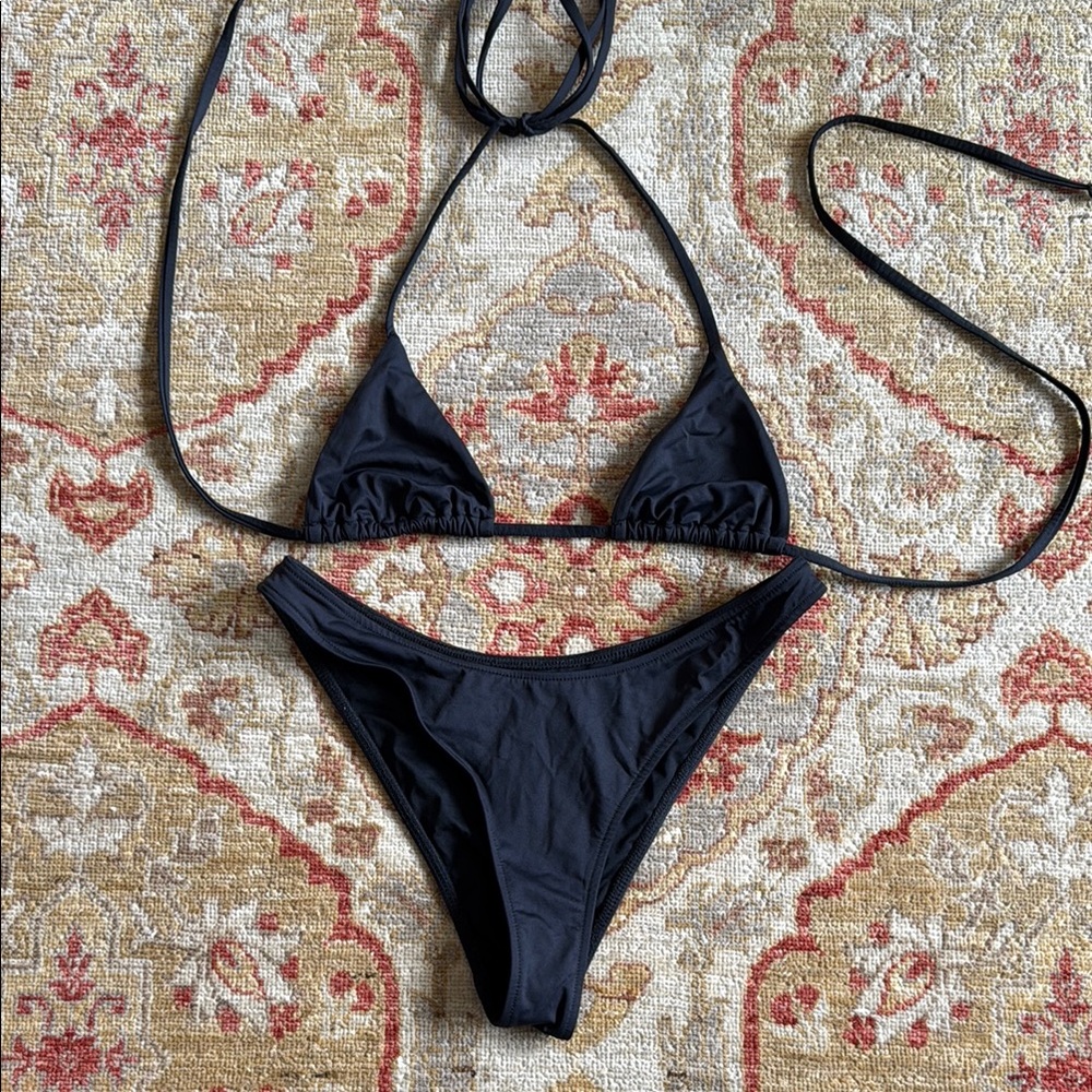 Frankies Bikinis Black Triangle Bikini Set
